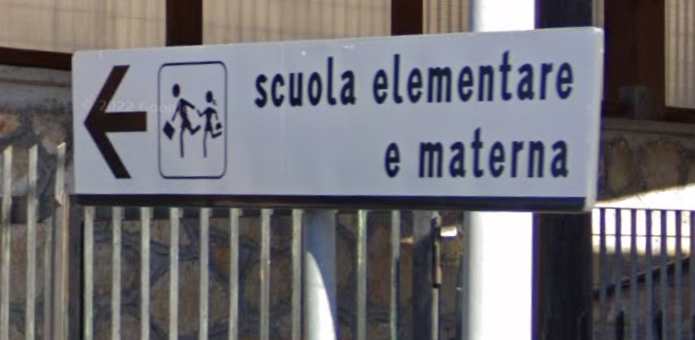 Spotted in Italy. This sign takes on a very different meaning in English lol  : r/geoguessr